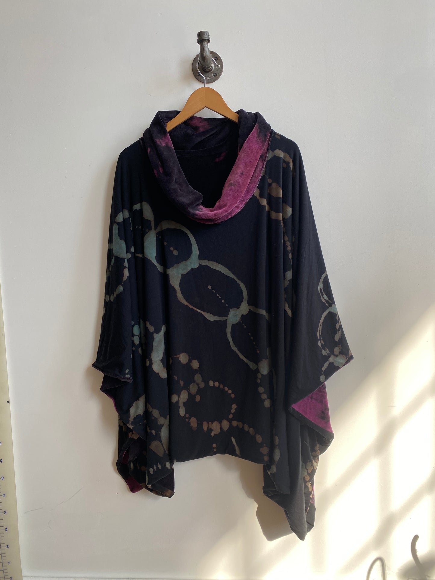 Free Size Bamboo Velour and Jersey Poncho with Cowl Neck in Tie Dye Crown