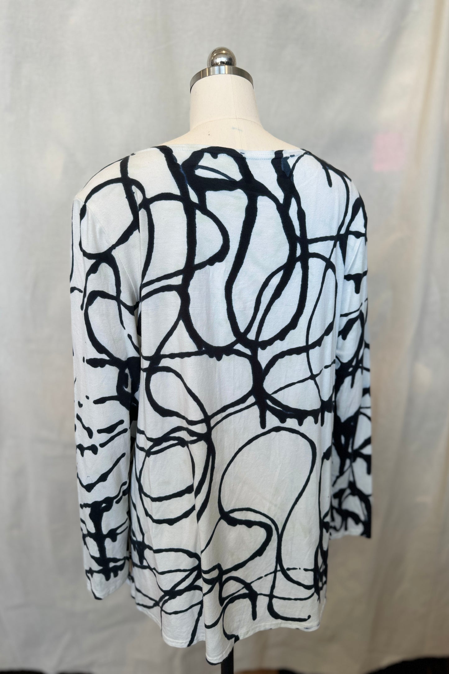 AUDREY LONG SLEEVE TUNIC in Navy Scribble