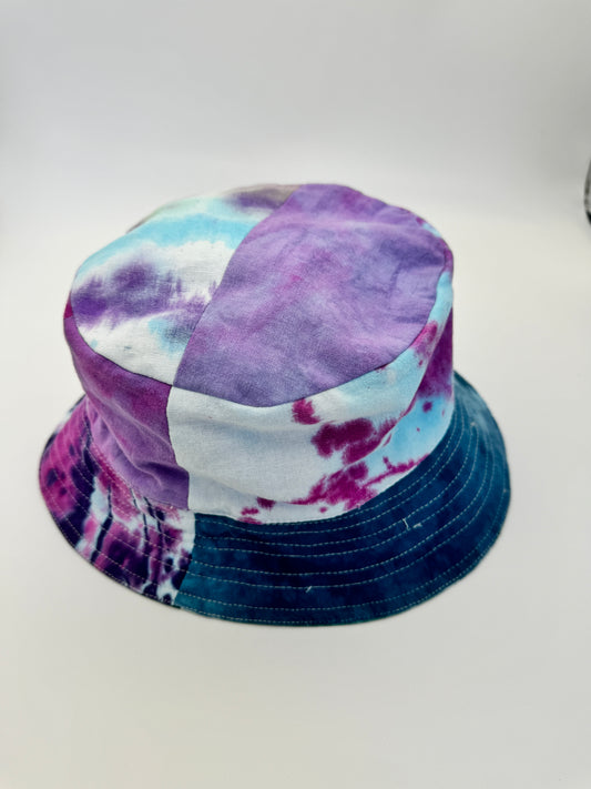 BUCKET HAT Medium B