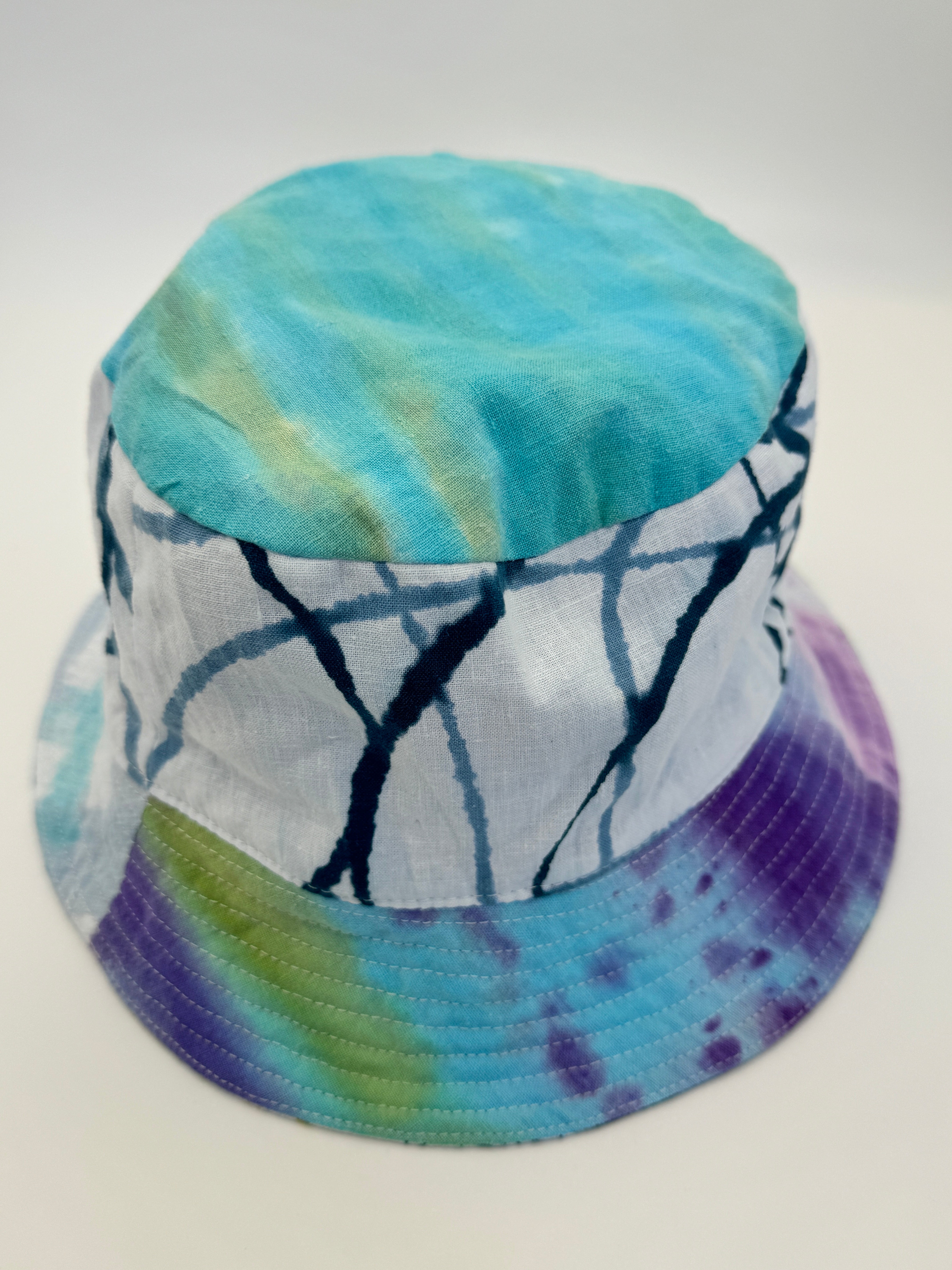 BUCKET HAT Medium C