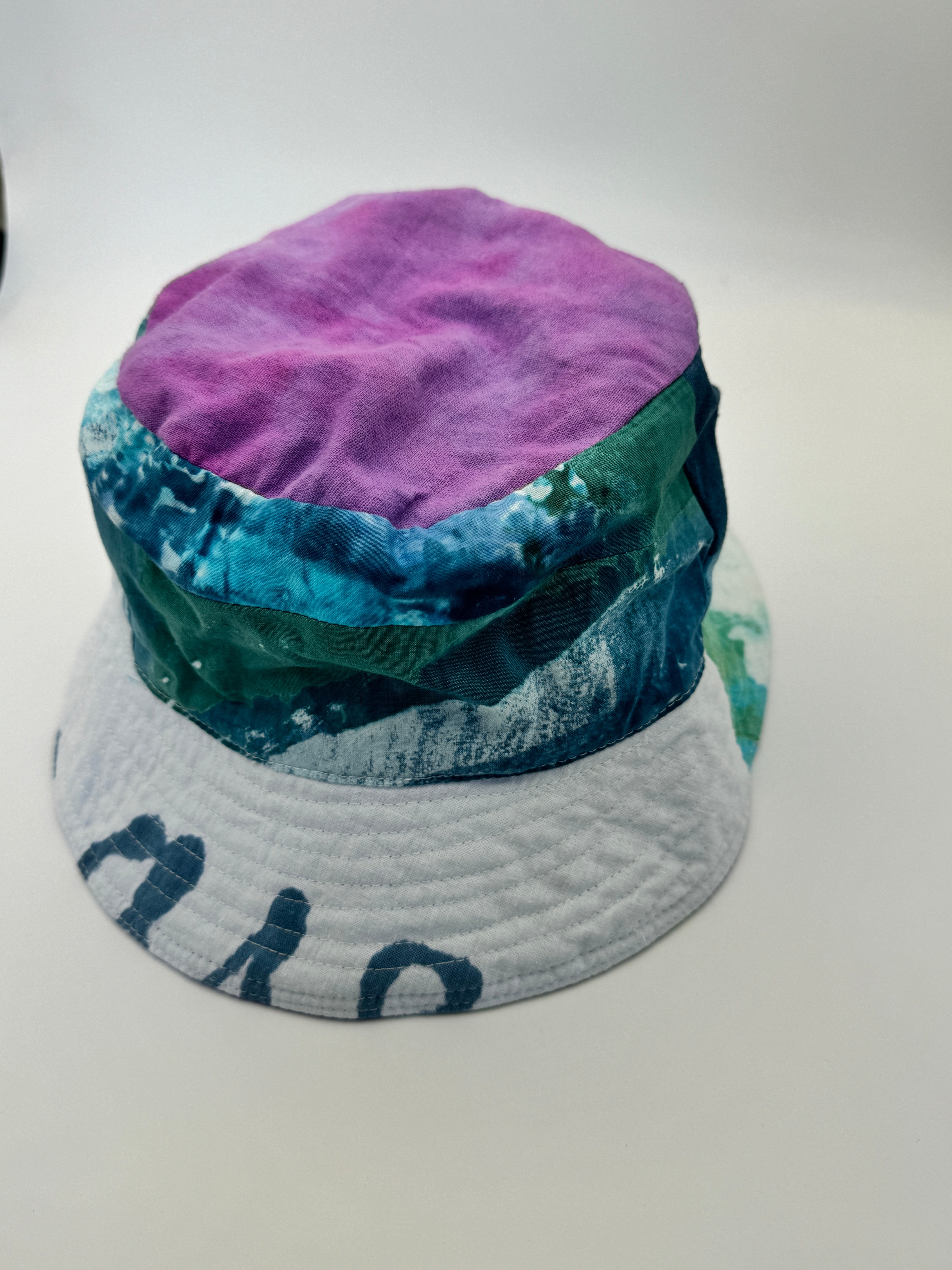 BUCKET HAT Medium D