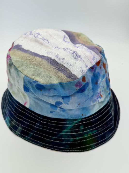 BUCKET HAT Small W