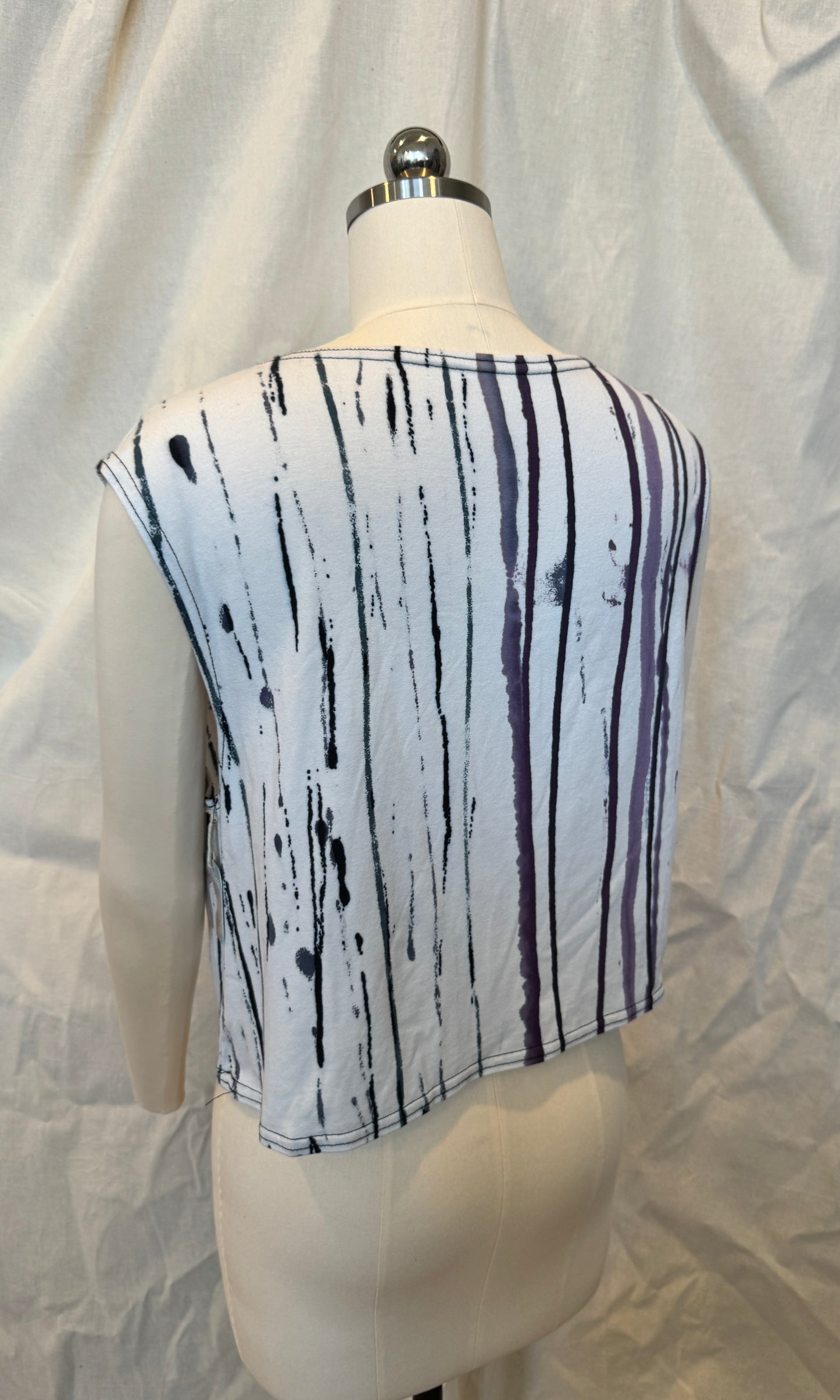 Wide Tank Crop Muscle Top in Demin Painted Lines