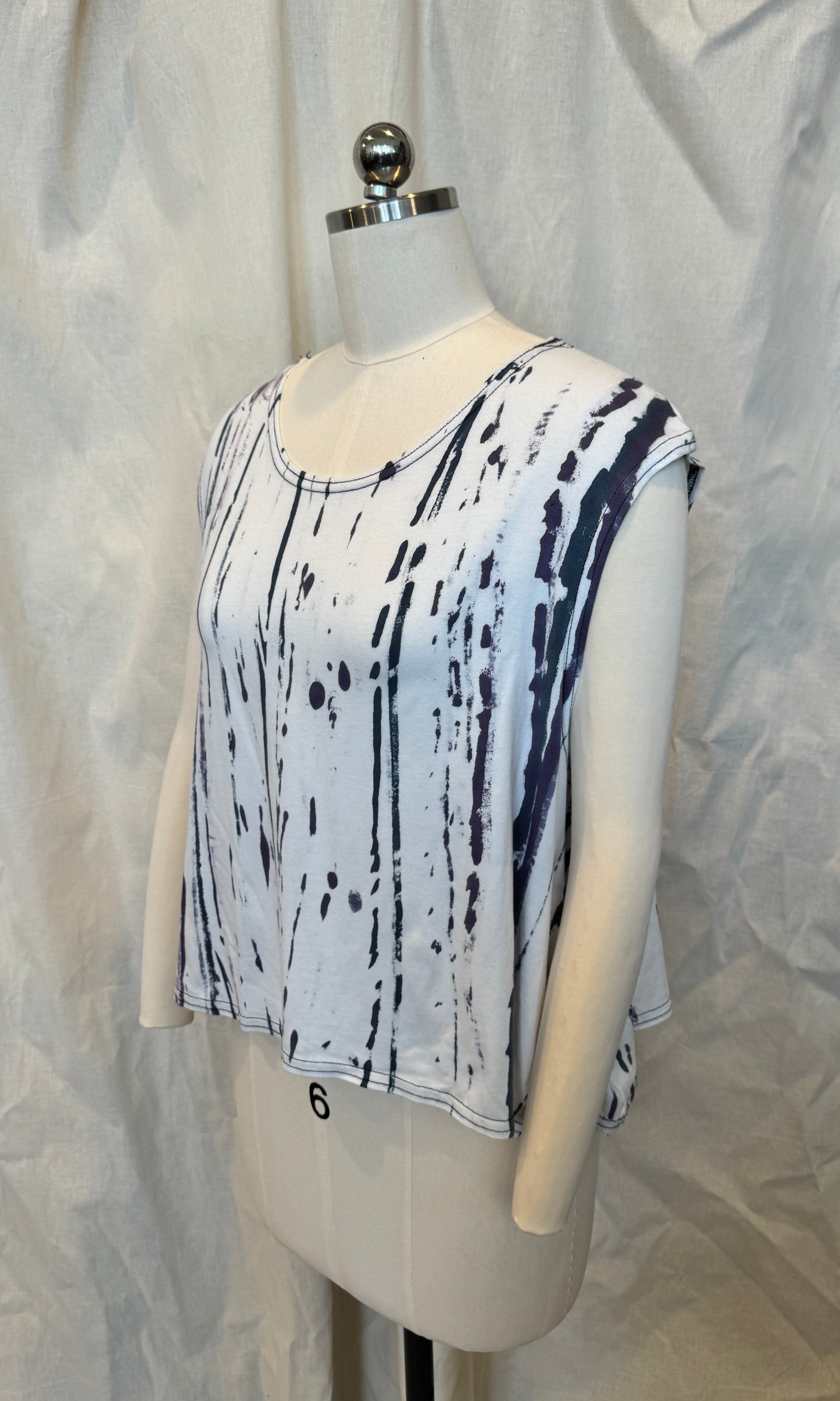 Wide Tank Crop Muscle Top in Demin Painted Lines