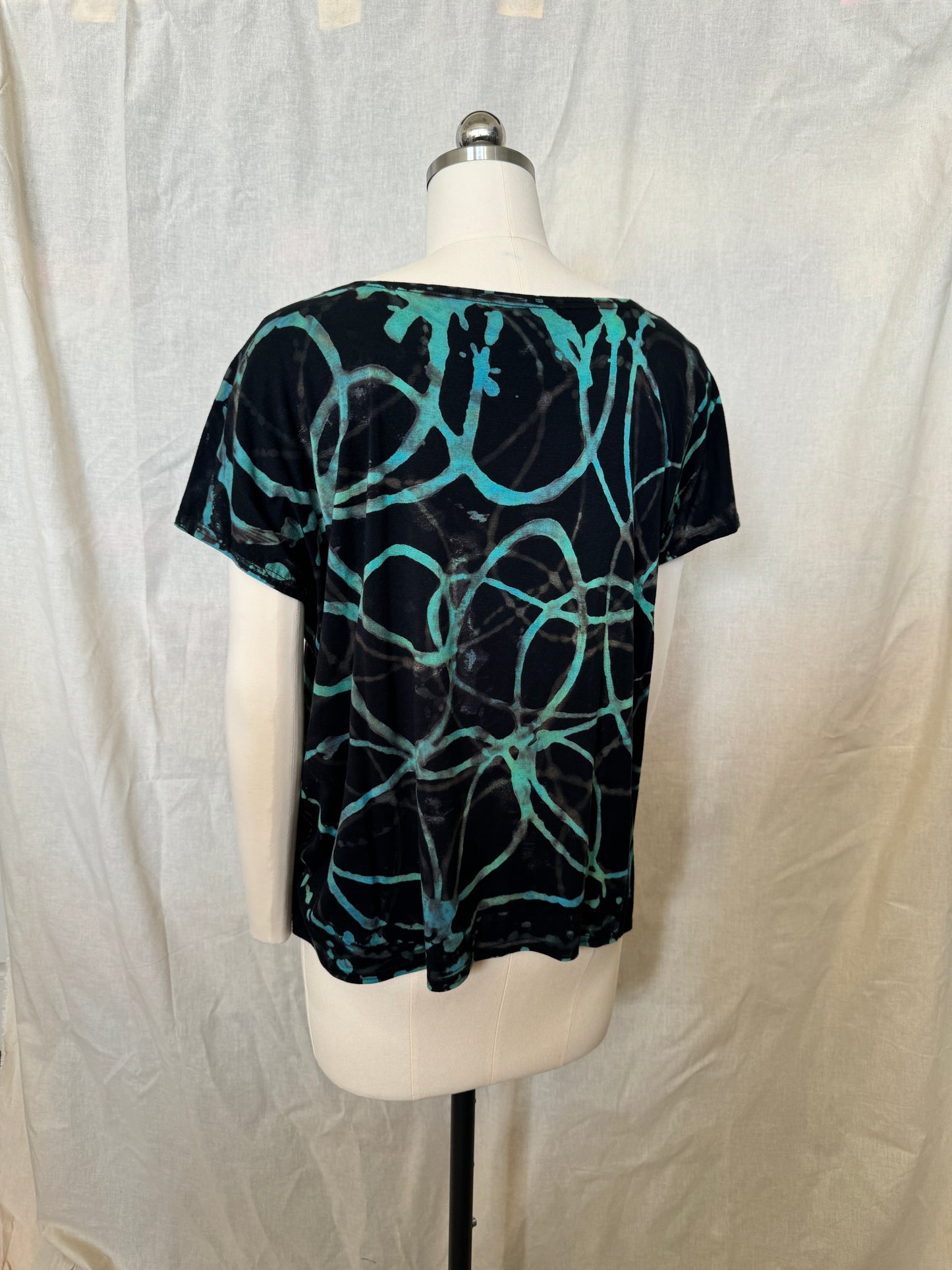 ELLIE TOP in Blue Scribble