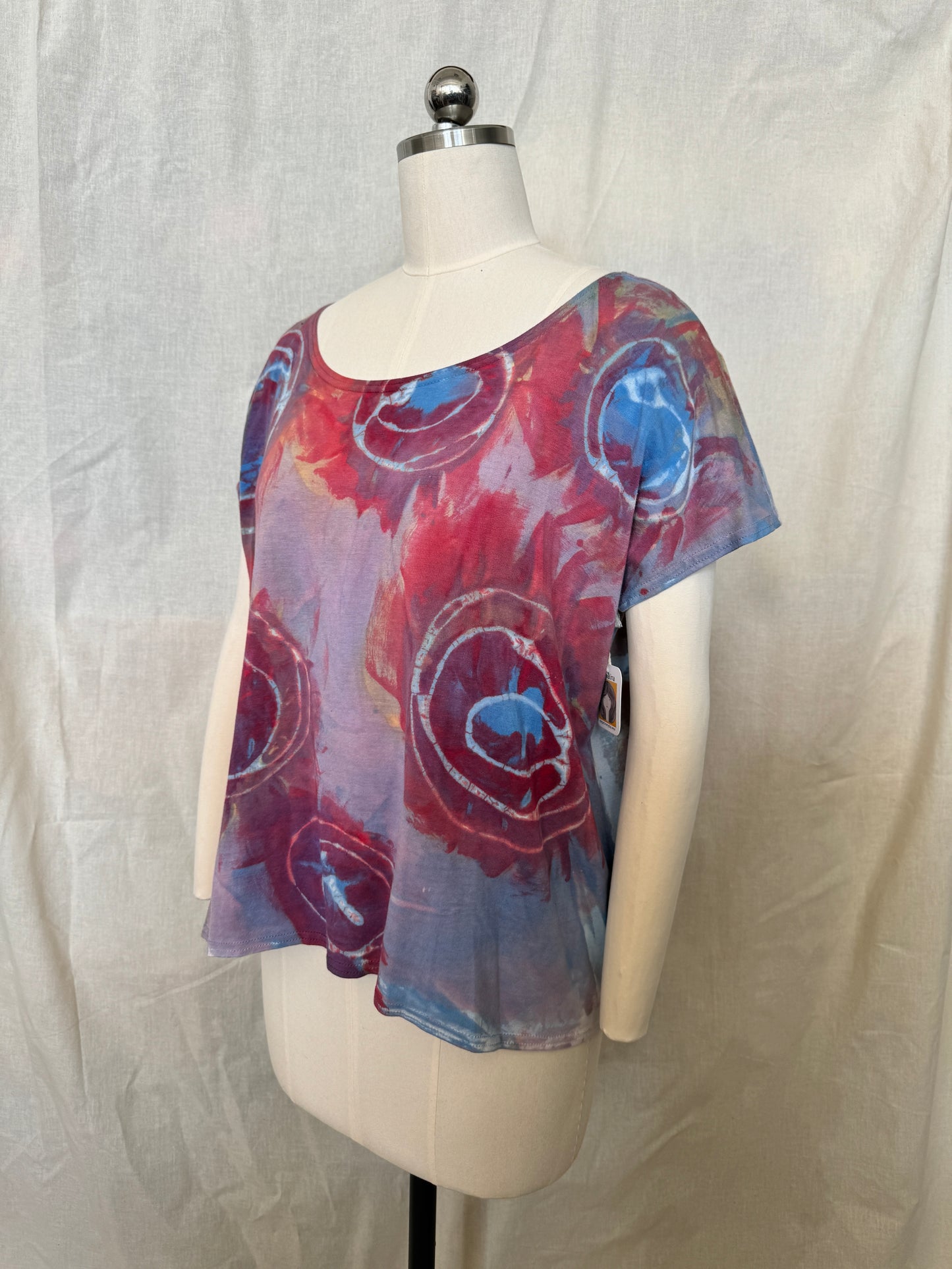 ELLIE TOP in Red Flare Circles