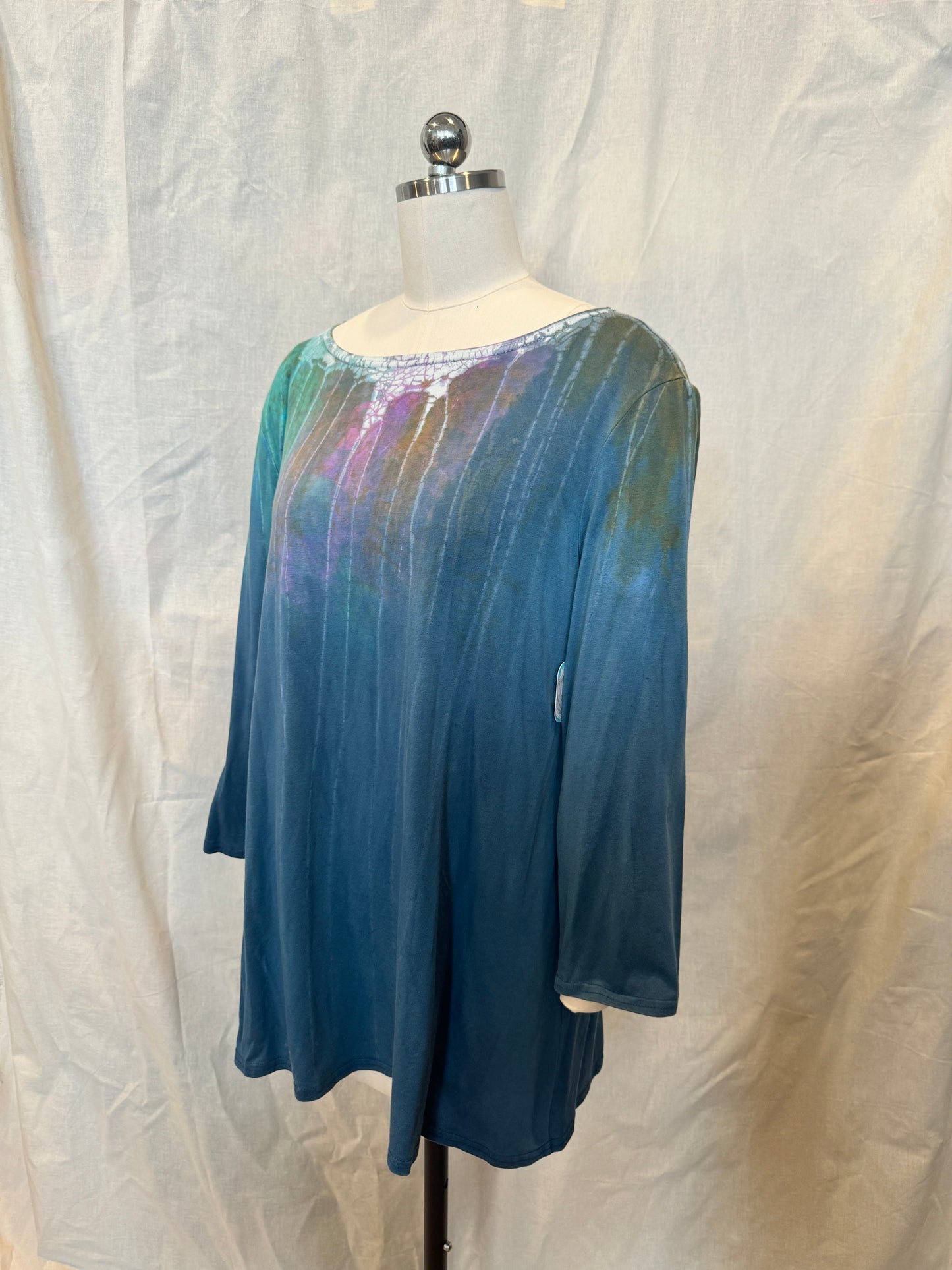 AUDREY 3/4 SLEEVE TUNIC in Demin Pastel Dripstone