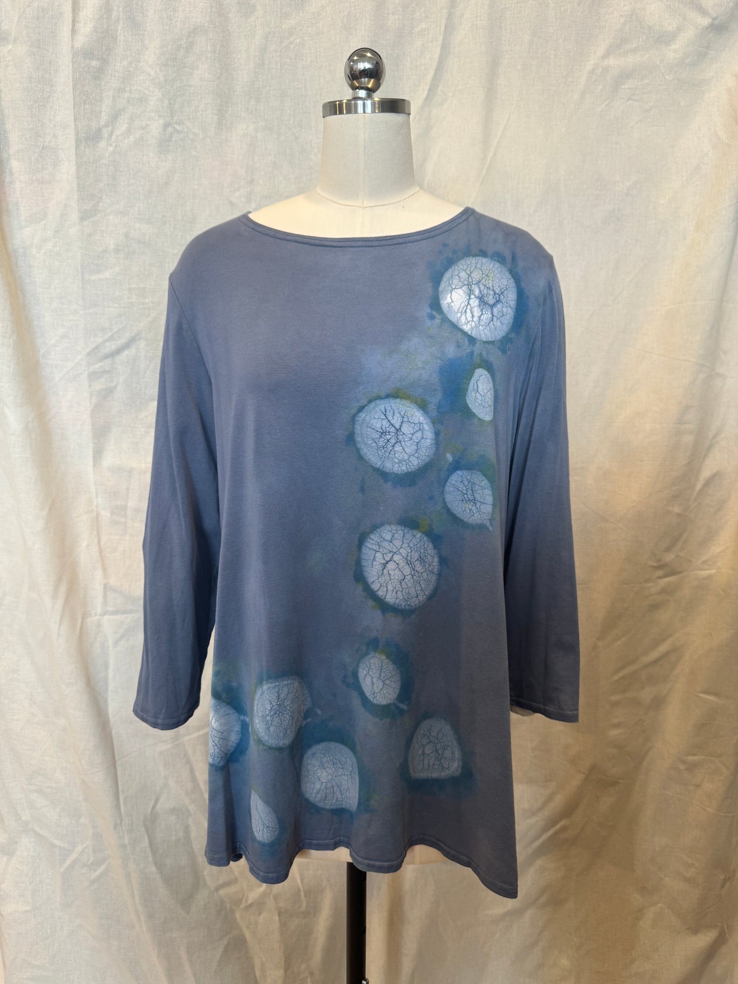 AUDREY 3/4 SLEEVE TUNIC in Grey Mist Bubbles