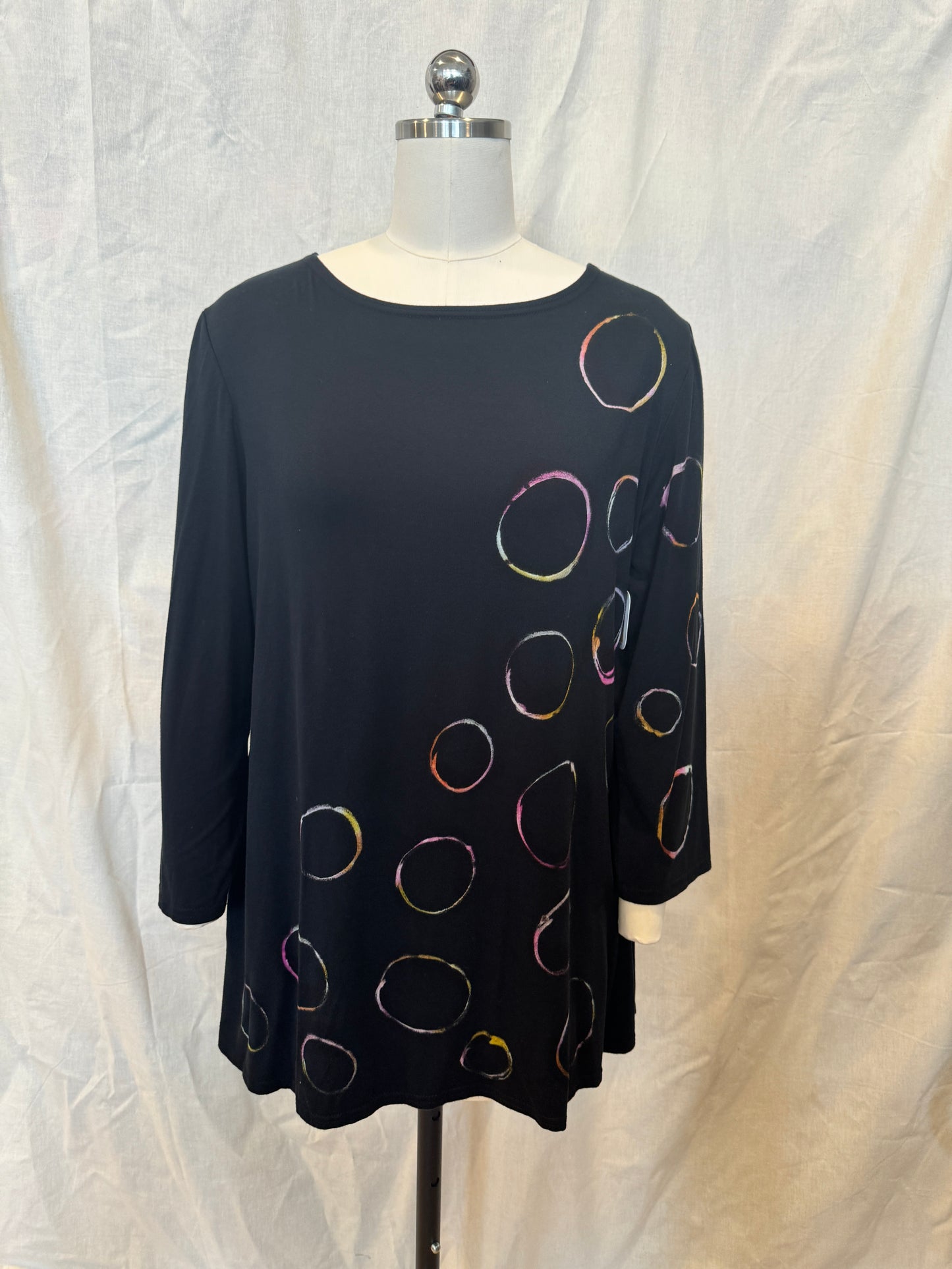 AUDREY 3/4 SLEEVE TUNIC in Bubbles