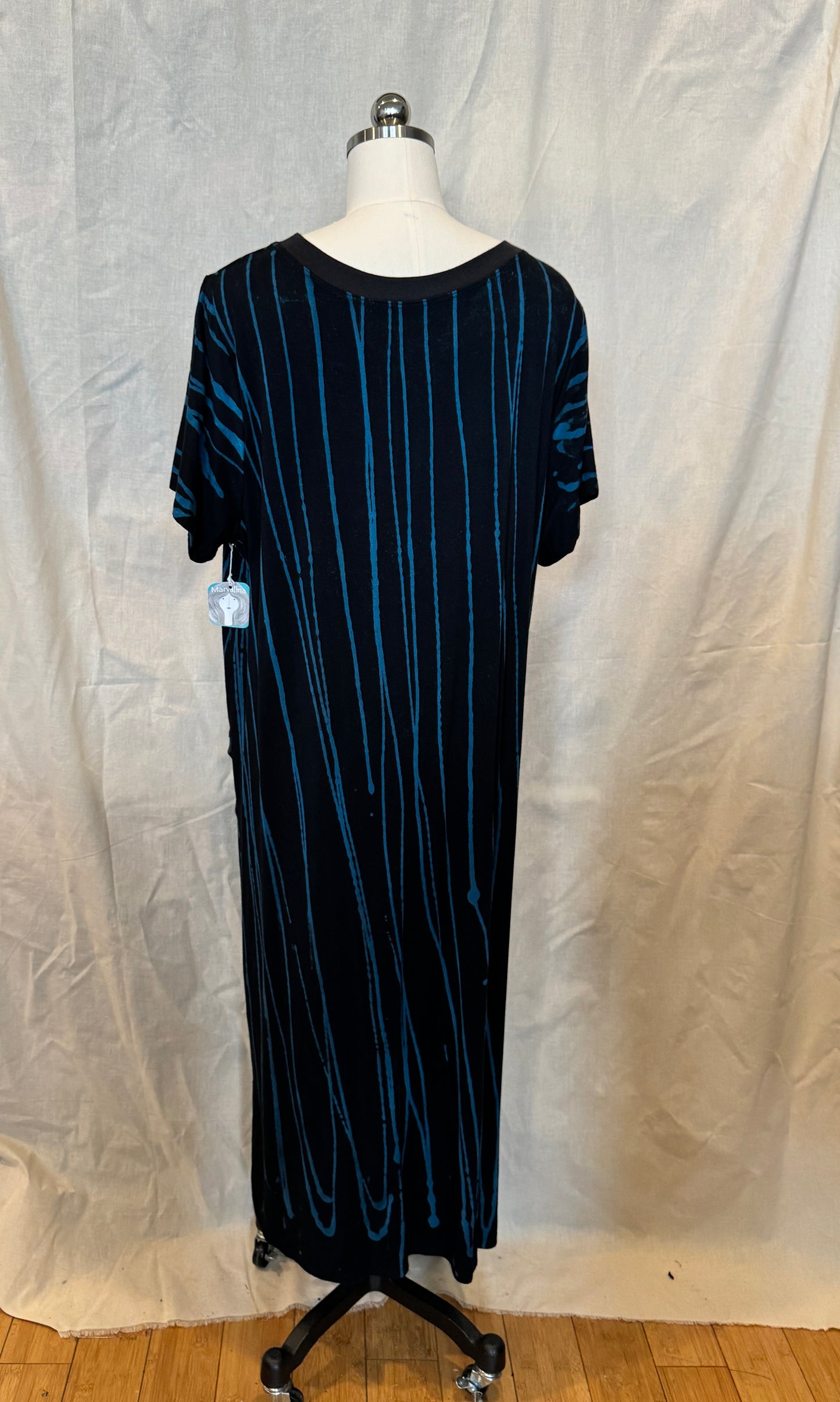 MANDY ELBOW SLEEVE DRESS in Cobalt Blue Lines