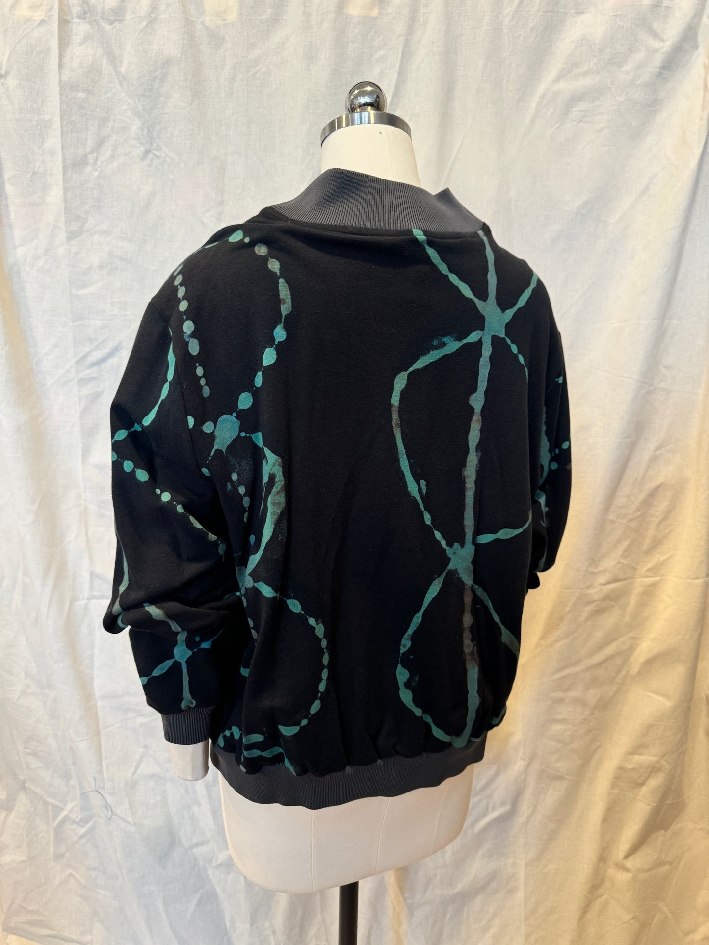 Bamboo Fleece Bomber Jacket in Green Tangle Phi