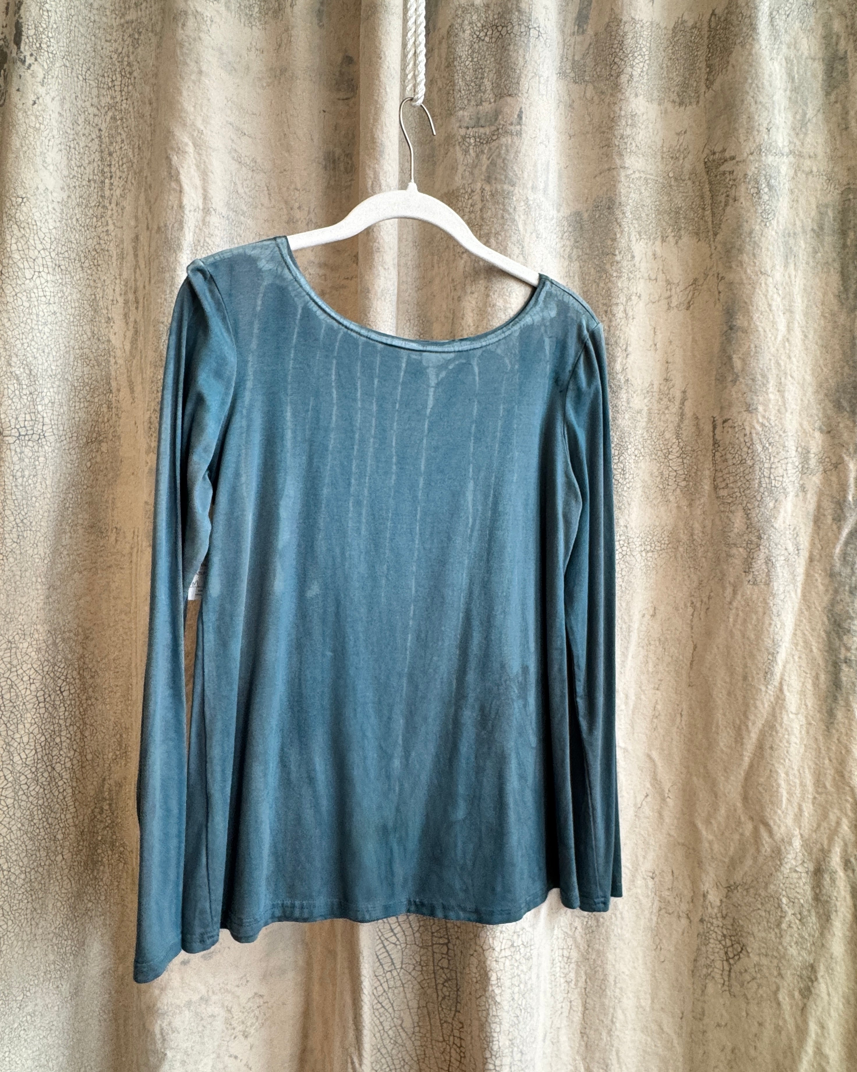 JESSIE LONG SLEEVE TOP in BLUE DRIPSTONE